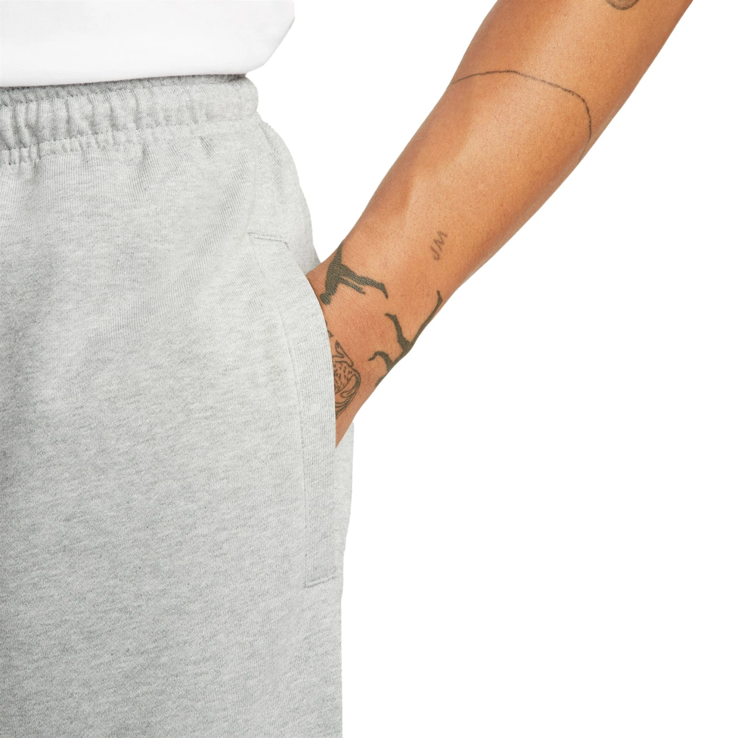 Nike Men's Dri-FIT Standard Issue 8" Fleece Basketball Shorts - Image 4