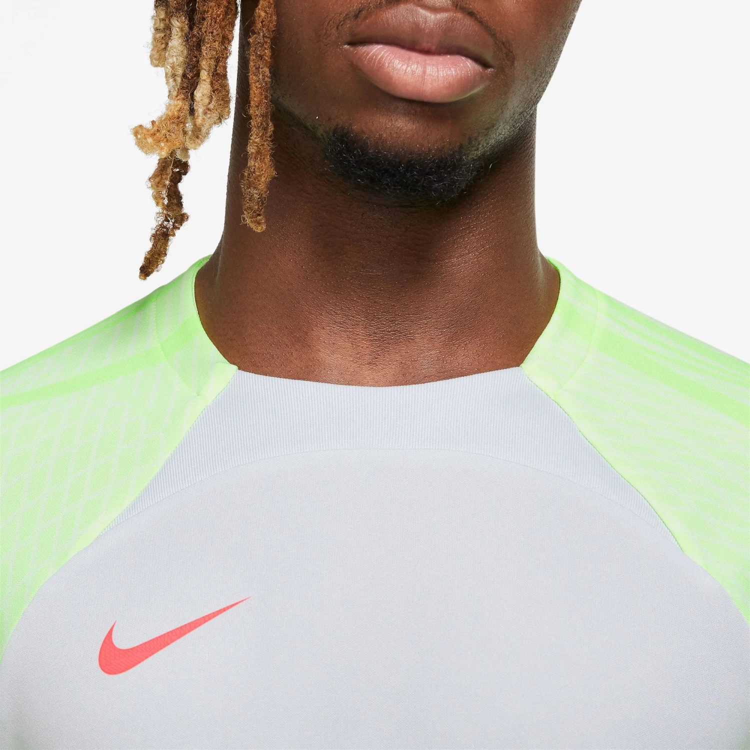 Nike Men's Dri-FIT Strike Short-Sleeve Soccer Shirt - Image 3