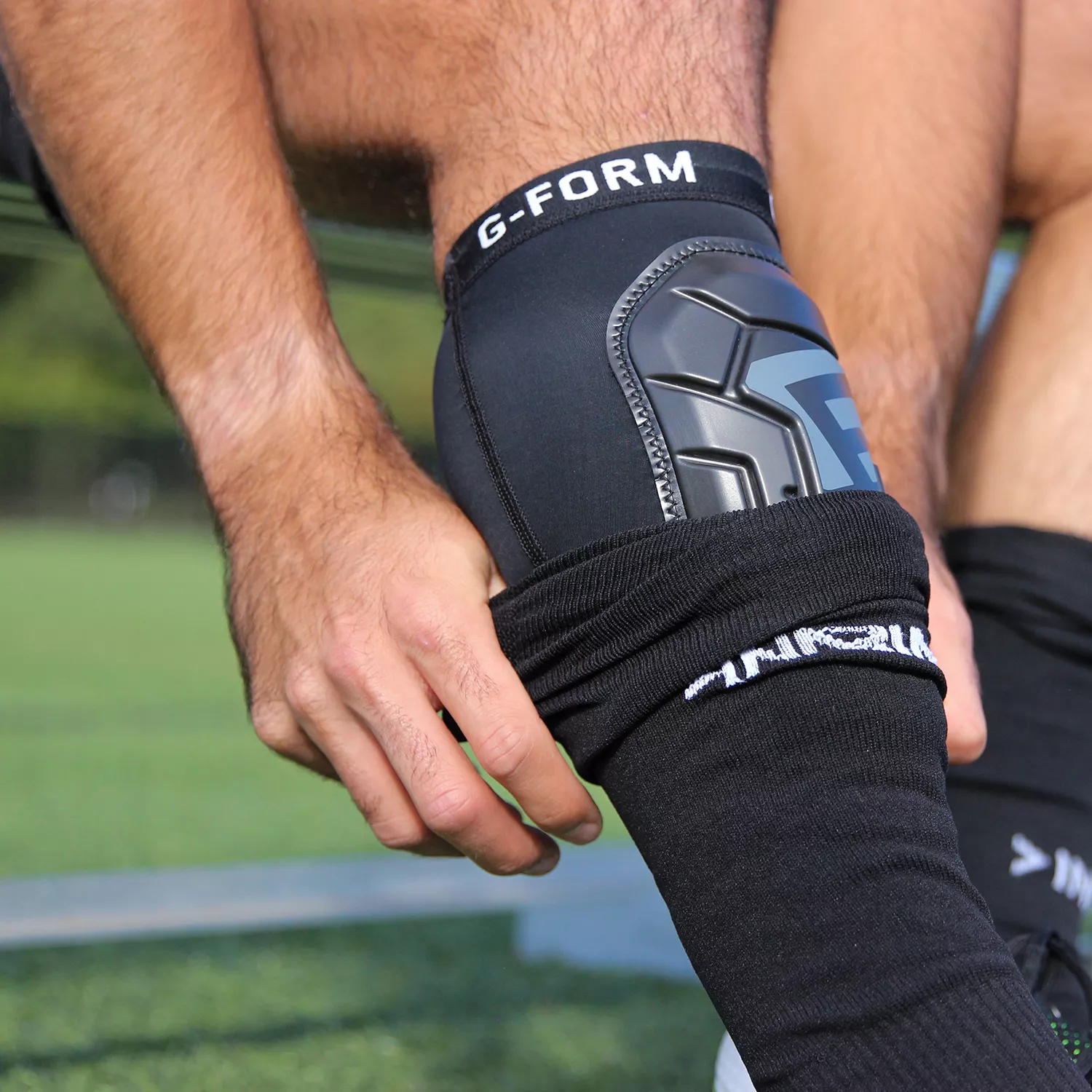 G-FORM Adult Pro-S Vento Soccer Shin Guards - Image 5