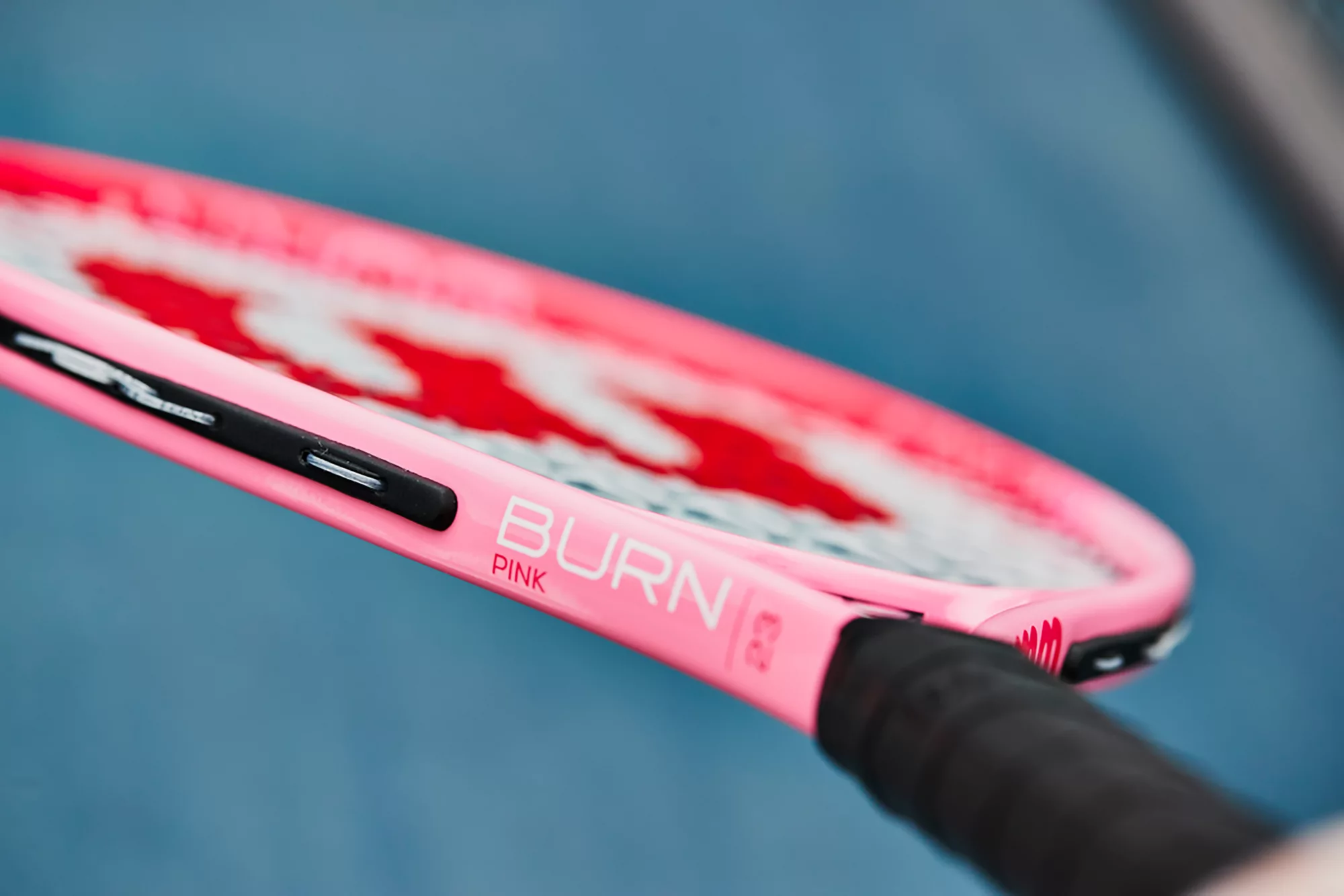 Wilson Burn Junior Tennis Racket - Image 4